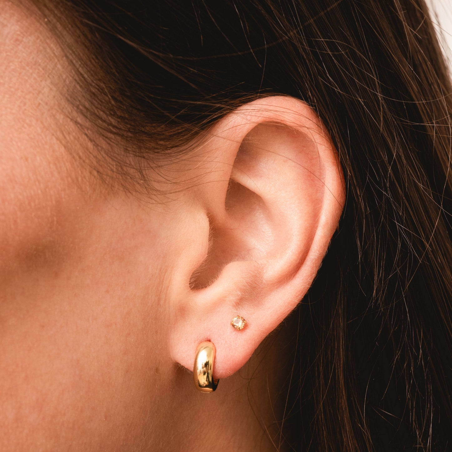 Solo Cz Flatback Studs