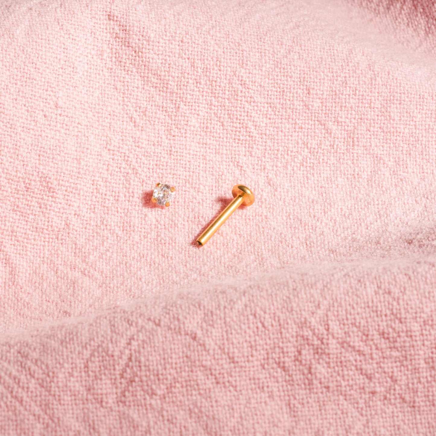Solo Cz Flatback Studs