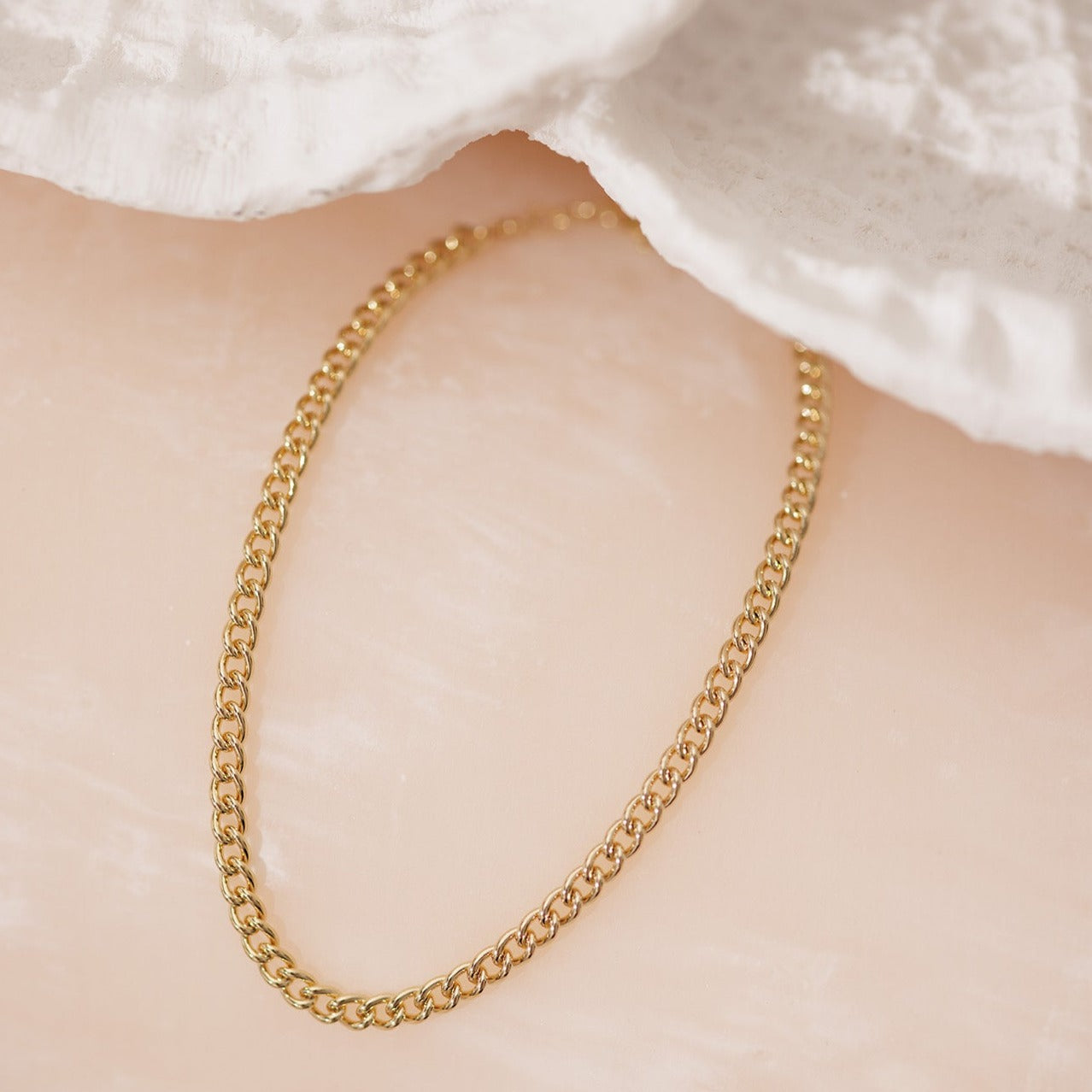 Chain style curb discount