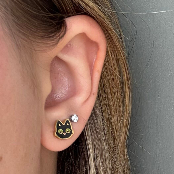 Black Cat Screwbacks