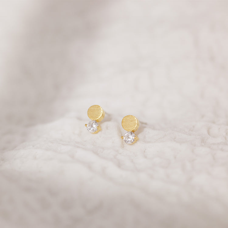 Earring of the discount month