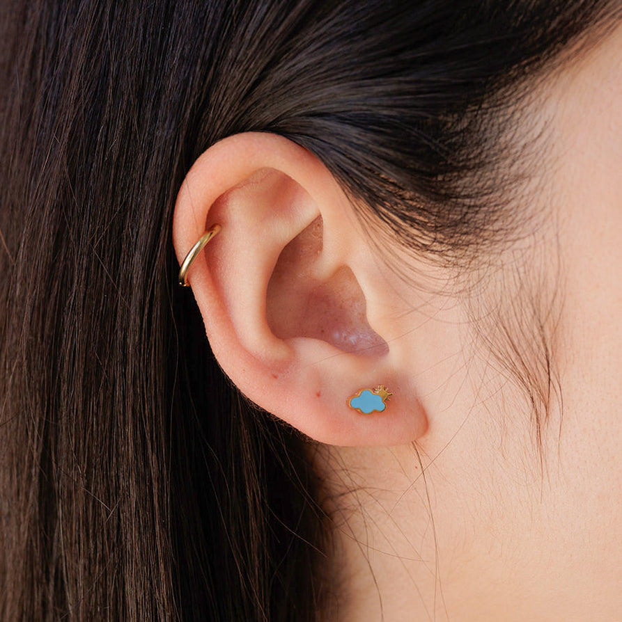 Cloud Enamel Screwbacks