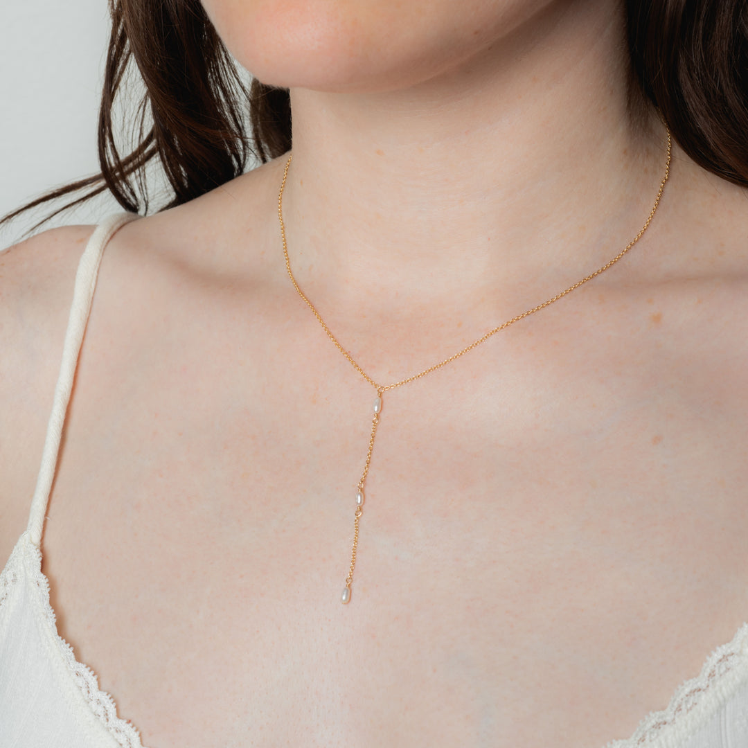 Three Little Pearls Lariat - adorn512
