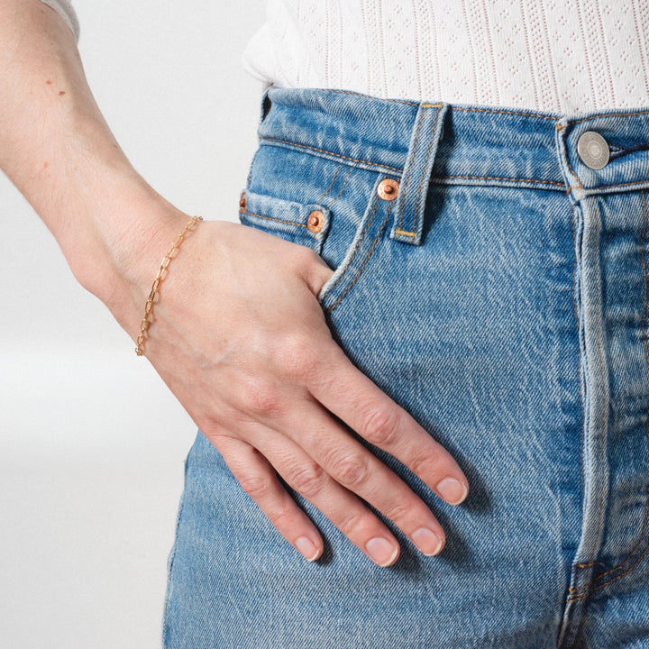 Tiny Paperclip Chain Bracelet - adorn512