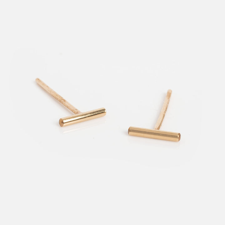 Bar Stud Earrings - adorn512