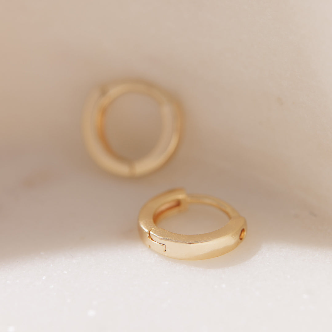 Continuous Hoop Huggies