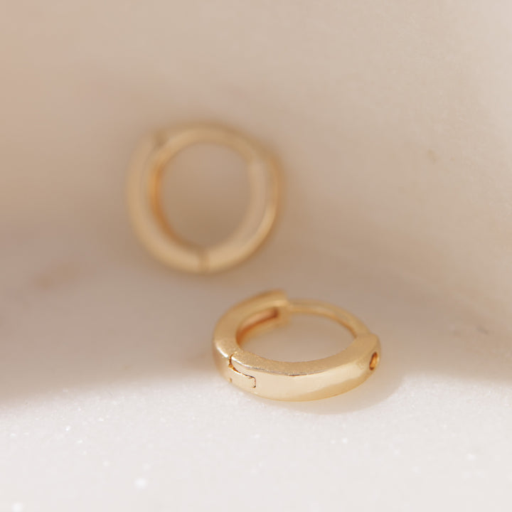 Continuous Hoop Huggies