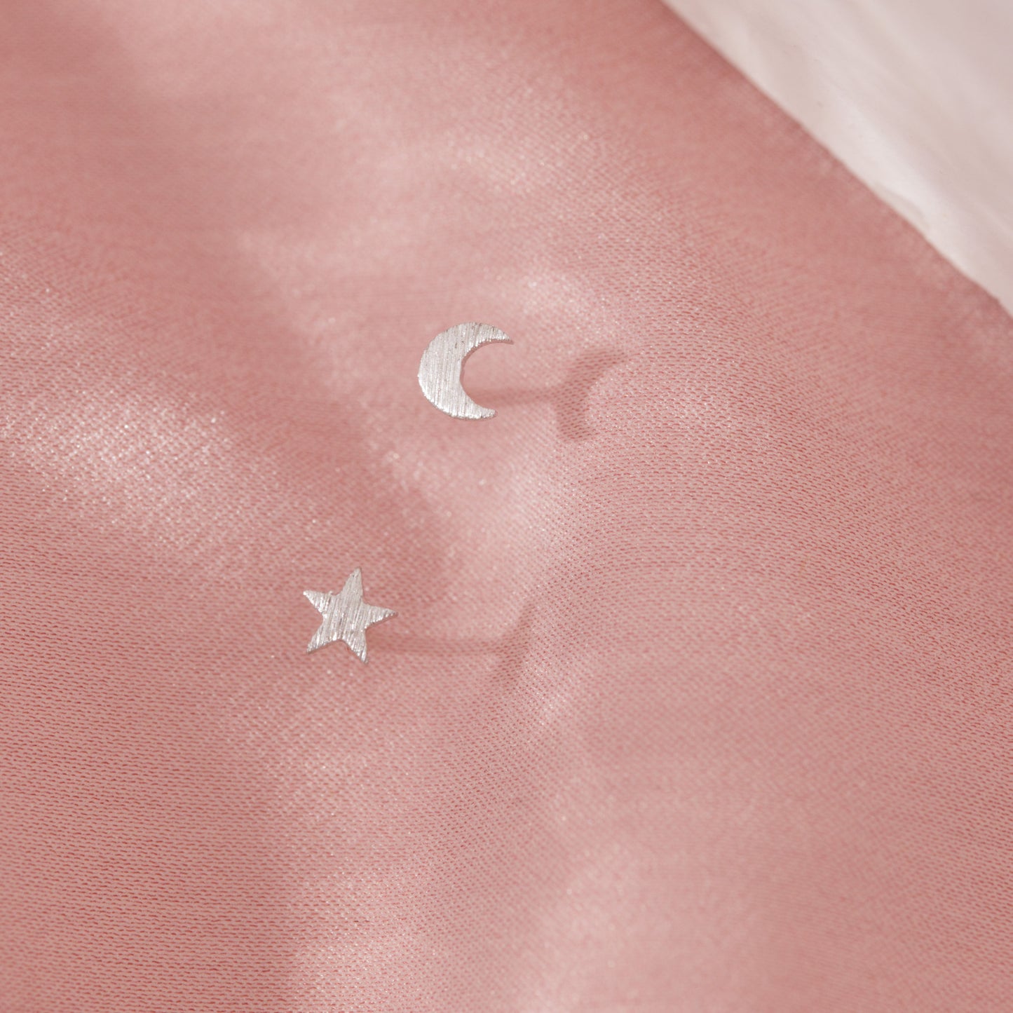 Moon & Star Stud Earrings - adorn512