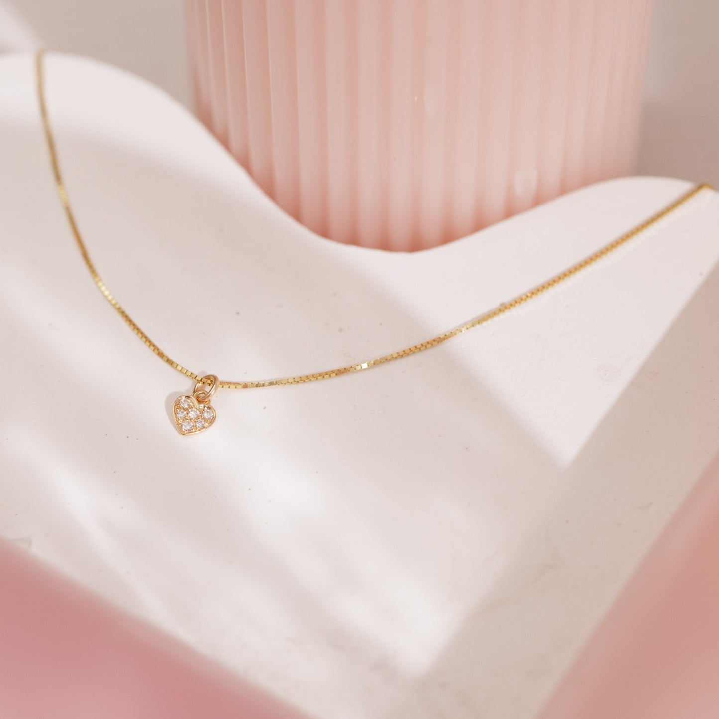 14k Solid Gold Tiny Diamond Heart Necklace